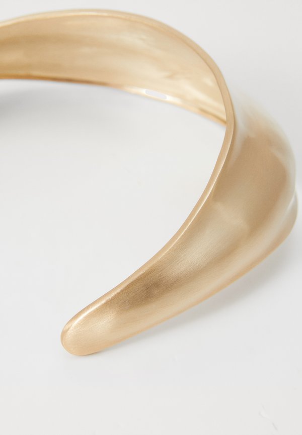 ULANI CHOKER - Necklace3