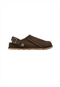 Bruna mocka-klogger med slingback-design, en silverfärgad spänne, kontrasterande sömmar och en texturerad gummisula.
