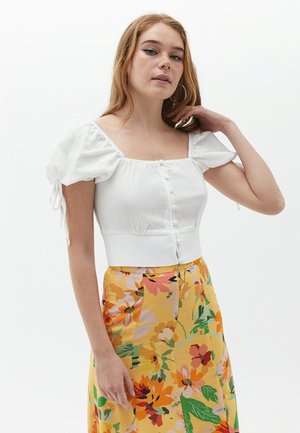 Button-down blouse - white
