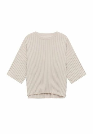Light beige, ribbed sweater with a round neckline and short, wide sleeves. The hem is slightly longer at the back, emphasizing a layered look.