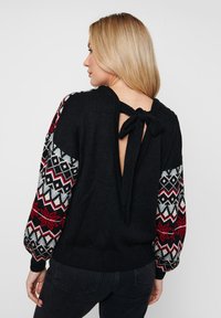 Threadbare JULIET - Strickpullover - black