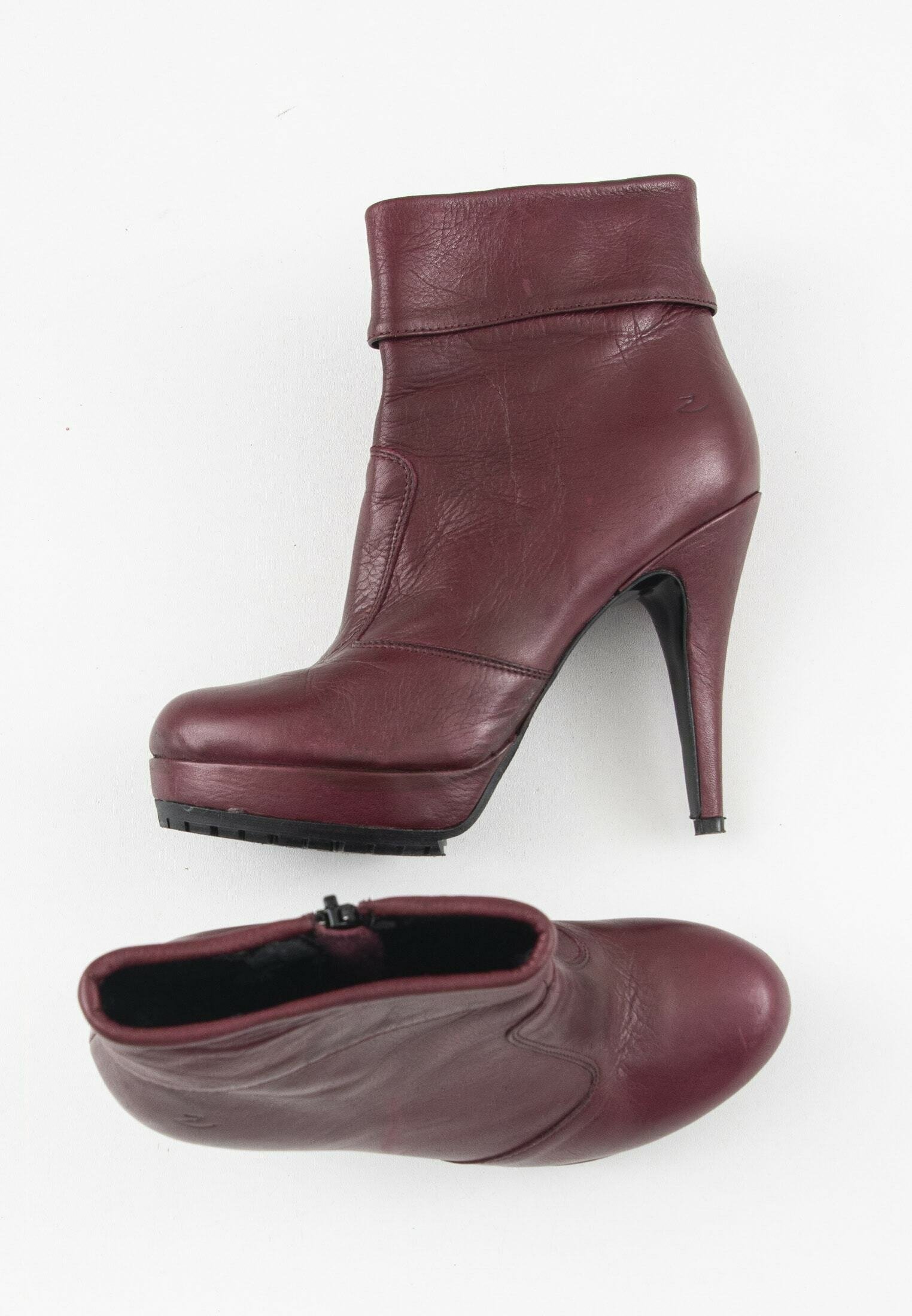 red womens ankle boots