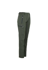 Pantaloni softshell verde oliva con vita elastica, tasche con zip, gambe affusolate e una texture liscia. Visibili molteplici dettagli di cucitura.