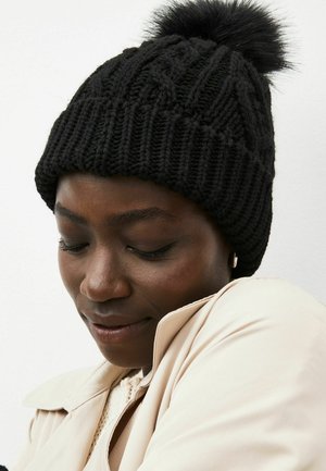 POM - Bonnet - black