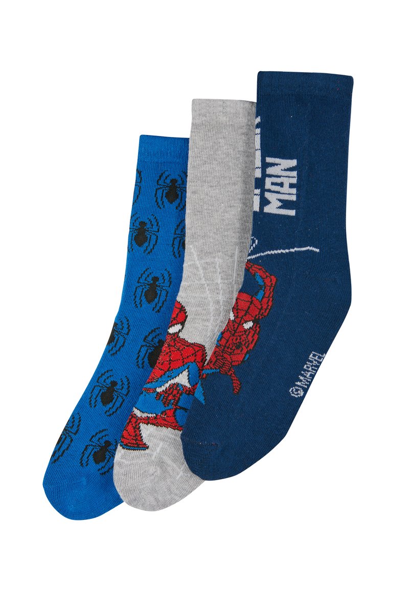 Tre paia di calzini: uno blu con stampe di ragni nere, uno grigio e uno blu navy con un grafiche di Spider-Man e testo bianco.