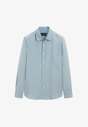 Camicia azzurro chiaro a maniche lunghe con bottoni, realizzata in tessuto morbido. Presenta un colletto classico e un orlo dritto con bottoni bianchi.