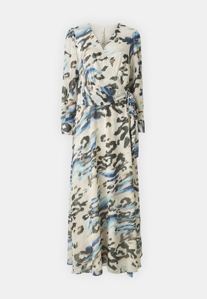 Robe longue en tissu léger avec un motif abstrait bleu, noir et crème, dotée de manches longues et d'une taille cintrée avec lien.