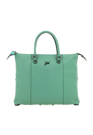 Borsa tote in pelle verde menta con doppi manici superiori, chiusura con zip, dettagli in metallo circolari e logo impresso sulla parte anteriore.