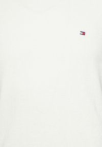 Tommy Hilfiger CREW NECK  - Camisola - alabaster