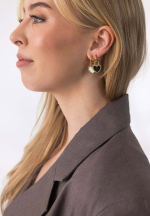 PURELEI, PURELEI OHRRINGE HEART CHARM - Ohrringe - gold-coloured