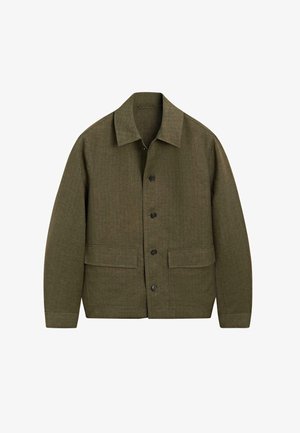 Olivgrüne Jacke mit Knopfleiste, großem Kragen, langen Ärmeln, zwei vorderen Klappentaschen und einem dezenten Karomuster.