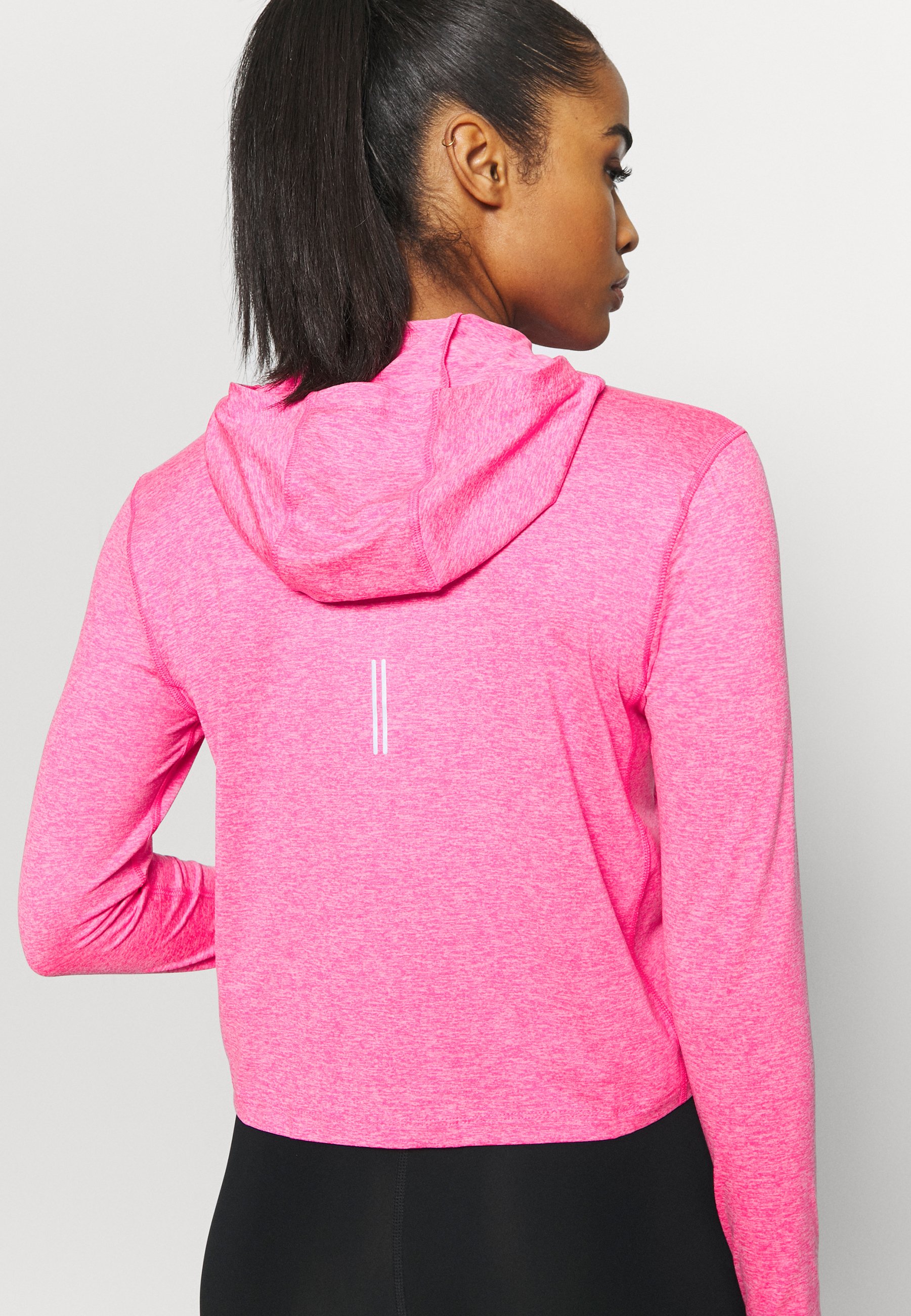 nike performance element