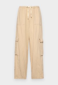 BAGGY COCOON CARGO - Trousers - ecru/white asparagus