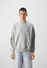 Jack & Jones PREMIUM JPRBLAHARVEY CREW NECK UNISEX - Melegítőfelső - light grey melange