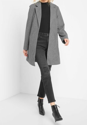 Pitkä takki - black