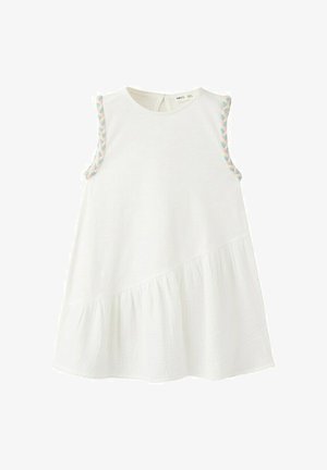 Robe blanche sans manches pour tout-petit avec jupe froncée et bordure tressée pastel aux emmanchures, fermeture au dos par bouton.