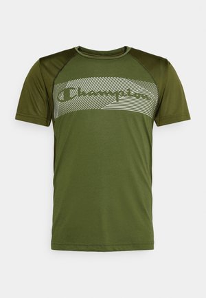Camiseta atlética verde con un diseño de malla texturizada, un gráfico de logo en el pecho y un cuello redondo con mangas cortas.