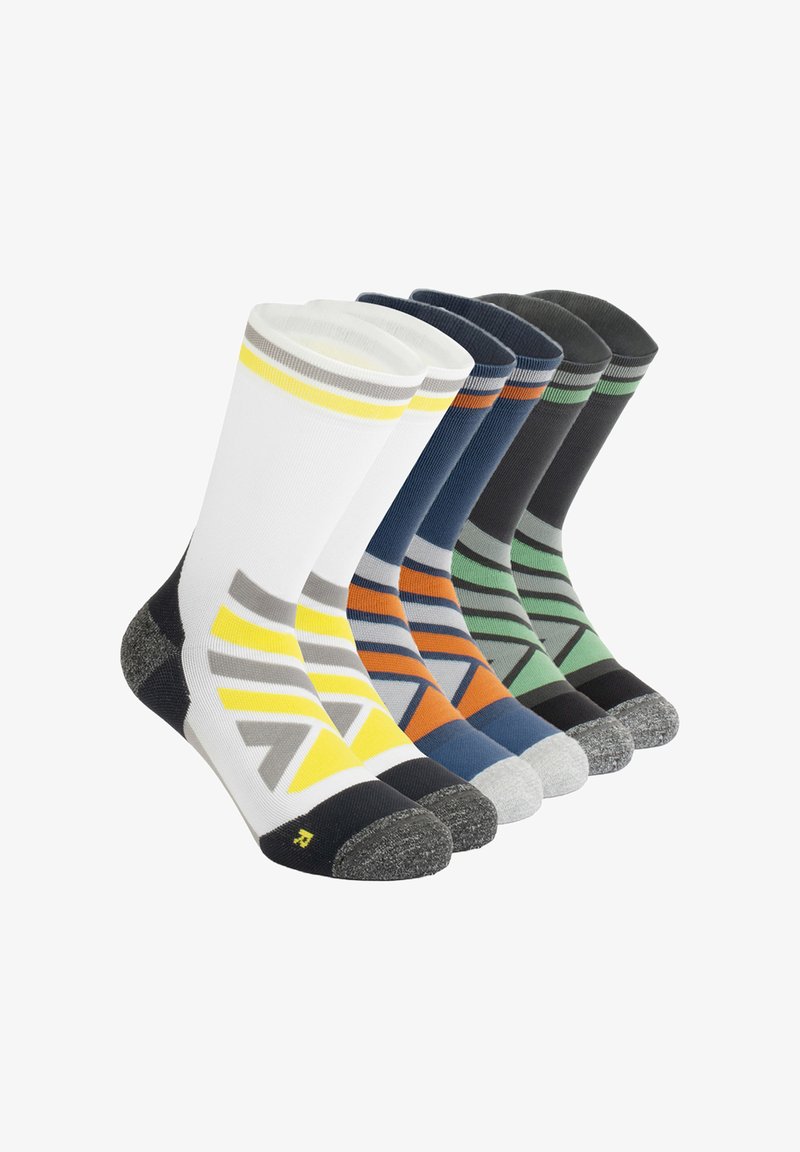 Seis pares de calcetines hasta la mitad de la pantorrilla en varios colores: blanco con rayas amarillas/grises, azul marino, verde, naranja y negro con acentos contrastantes en la puntera y el talón.