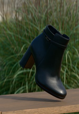 Tamaris, High Heel Stiefelette - black matt