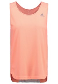 Débardeur de sport sans manches Adidas couleur corail avec texture en mesh et logo sur la partie supérieure droite de la poitrine, conçu pour une meilleure respirabilité.