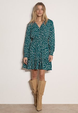 Apricot, IRREGULAR SPOT CREPE MINI DRESS - Φόρεμα πουκάμισο - teal