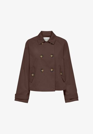 Ruskea kaksirivinen takki, jossa kuusi nappia, leveä kaulus, kaksi nappilistallista taskua ja pitkät hihat kalvosindetaljeilla.