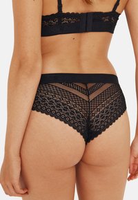 Athena Slip - noir