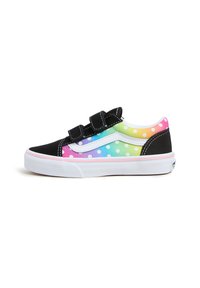 Černé a duhové sneakers s puntíkovaným vzorem, suché zipy, plátěný svršek, bílá podrážka a růžové gumové detaily.