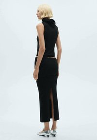 Mango Top - black