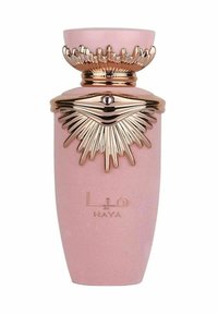 Rosa parfymflaska med en avsmalnande form, guldfärgade accenter och ett texturerat lock som liknar strålar. Har varumärket 'HAYA' präglat i guld.