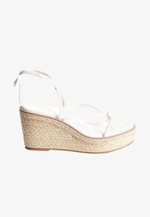 FOREVER COMFORT - Wedge sandals - white