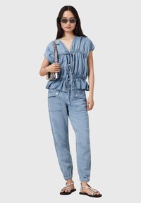AllSaints - Jeansy Zwężane