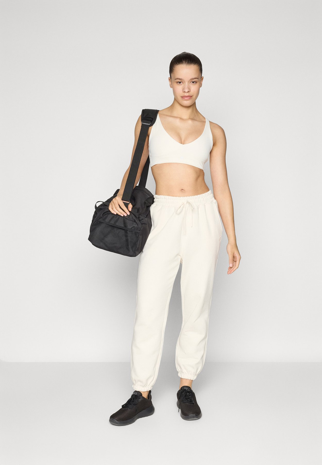 PURELUXE LONGLINE LOW IMPACT BRA