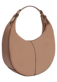 Borsa hobo in pelle texturizzata color beige chiaro, con forma curvata, chiusura con zip e tracolla staccabile con dettagli in metallo dorato.