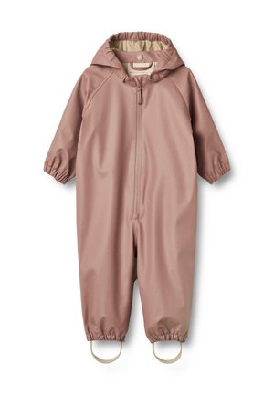 Combinaisons en polyester rose imperméables avec capuche, poignets élastiques, fermeture éclair devant et sangles aux pieds pour un ajustement sécurisé. Texture lisse, design minimaliste.