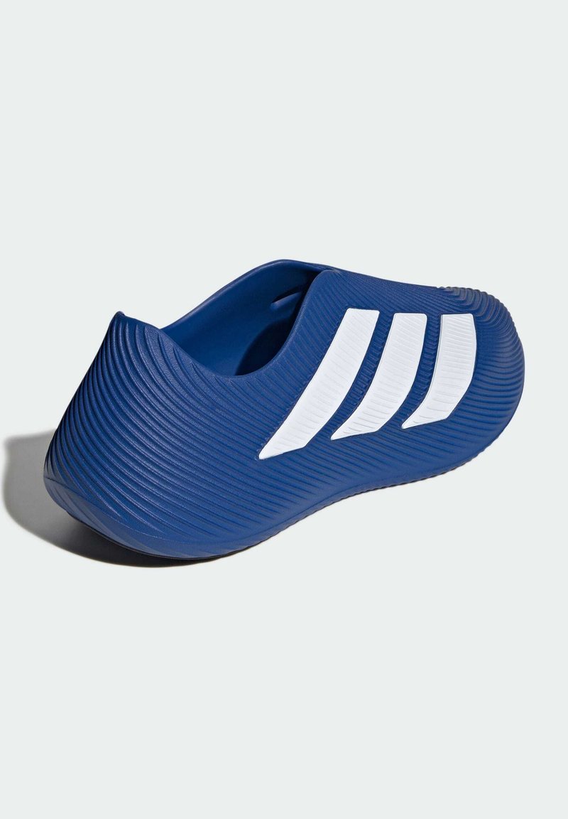 adidas gazelle silver green womens adidas Shmoofoil Slip-On
