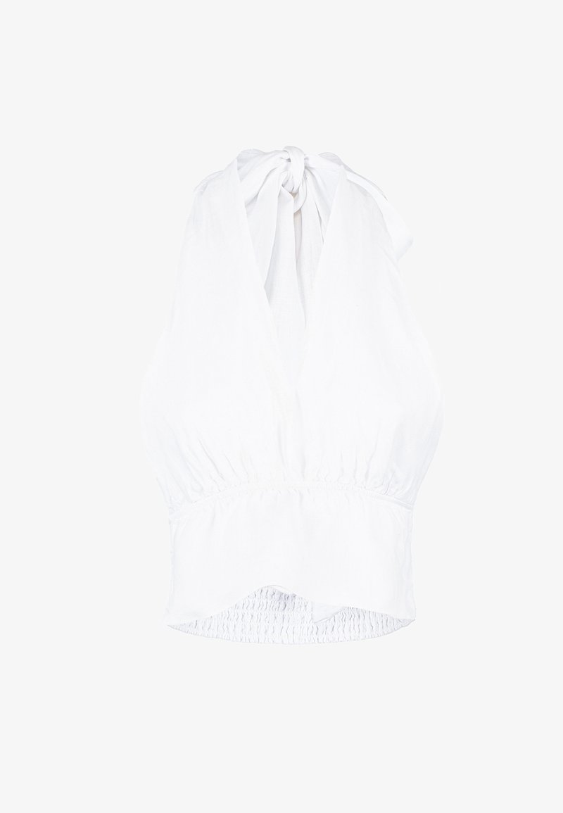 Witte haltertop met een geknoopte halsontwerp, elastische taille en een licht uitlopende zoom. Gemaakt van lichte stof met een gladde textuur.