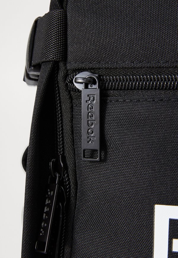 ASHLAND TRAVEL BAG UNISEX - Rucksack4