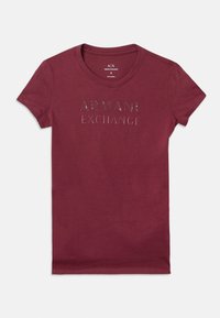 - T-shirt z nadrukiem