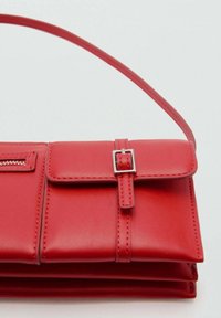 Mango Ručna torba - red