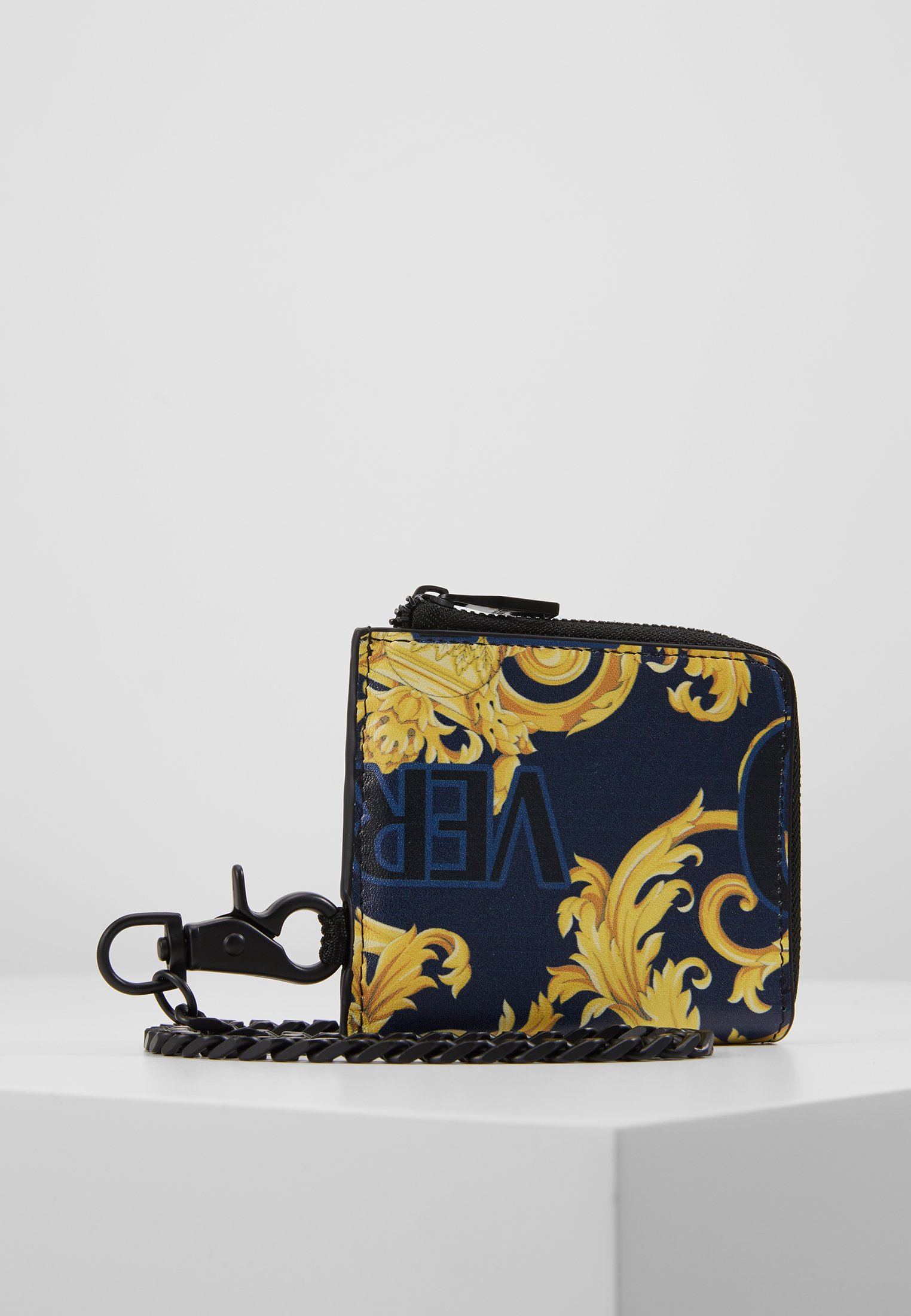 Versace Jeans Couture Lommebok navygold Zalando.no Versace Jeans Couture Skulderveske navygold Zalando.no