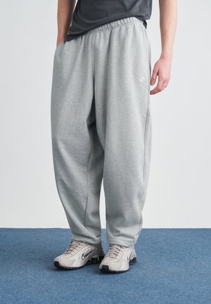 CLUB PANT - Jogginghose - grey heather/smoke grey/white