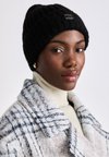 CITY BOLD BEANIE - Kootud müts - black