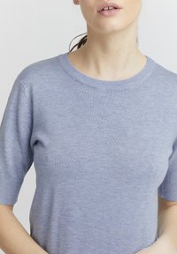 Oxmo OXHELIN - Basic T-shirt - kentucky blue melange
