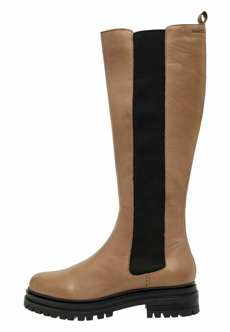 sole society juno boot