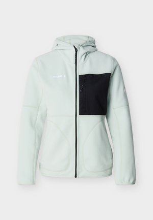 Světlě šedá fleecová bunda s kapucí, plným předním zipem, černou náprsní kapsou na zip a dvěma bočními kapsami.