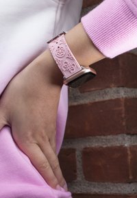 Guess GUESS APPLE BAND (38MM-40MM) - Accessorio per orologi - pink