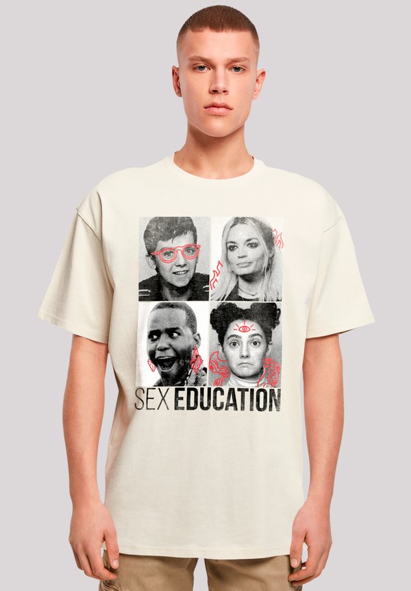 SEX EDUCATION CLASS PHOTOS NETFLIX TV SERIES - T-Shirt print - sand