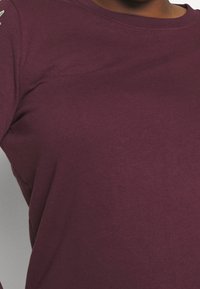 ONLY Carmakoma Sweatshirt - bordeaux