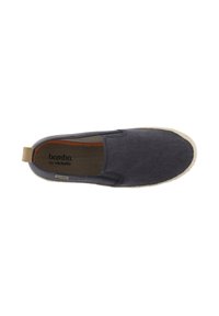 Espadrilla blu navy con suola in juta beige e linguetta, vista dall'alto, con marchio "bamba by victoria" all'interno.